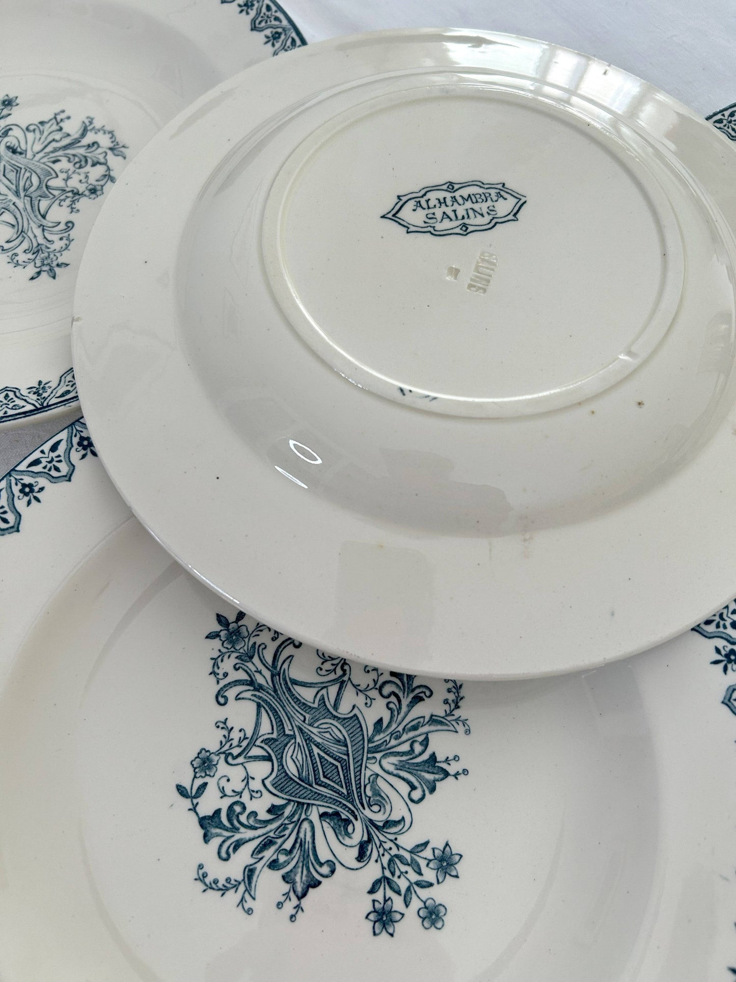 Ensemble de 4 assiettes semi-creuses - Alhambra - Terr de fer - Salins - La Brocanterie d'Estelle