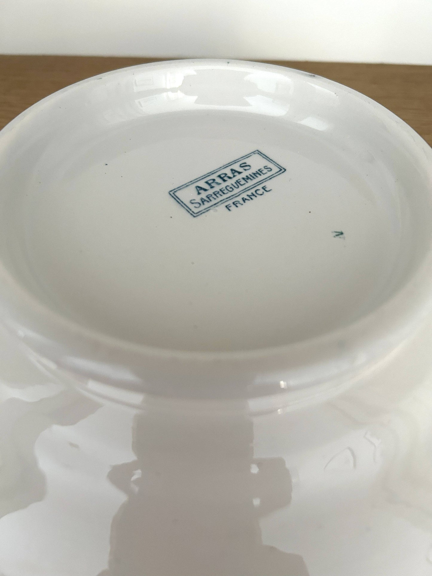 Assiette piédouche - Arras - Sarreguemines - La Brocanterie d'Estelle