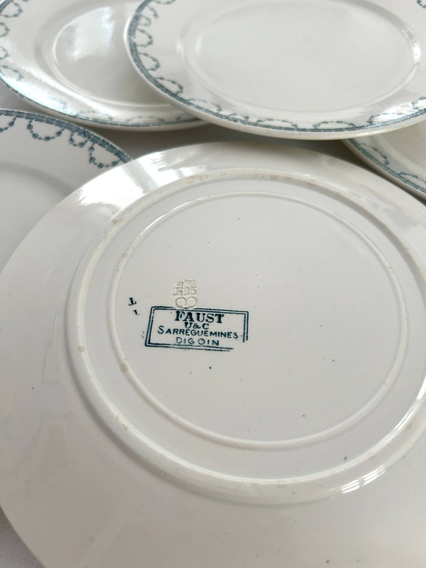 Ensemble de 6 assiettes plates - Faust - Sarreguemines - La Brocanterie d'Estelle