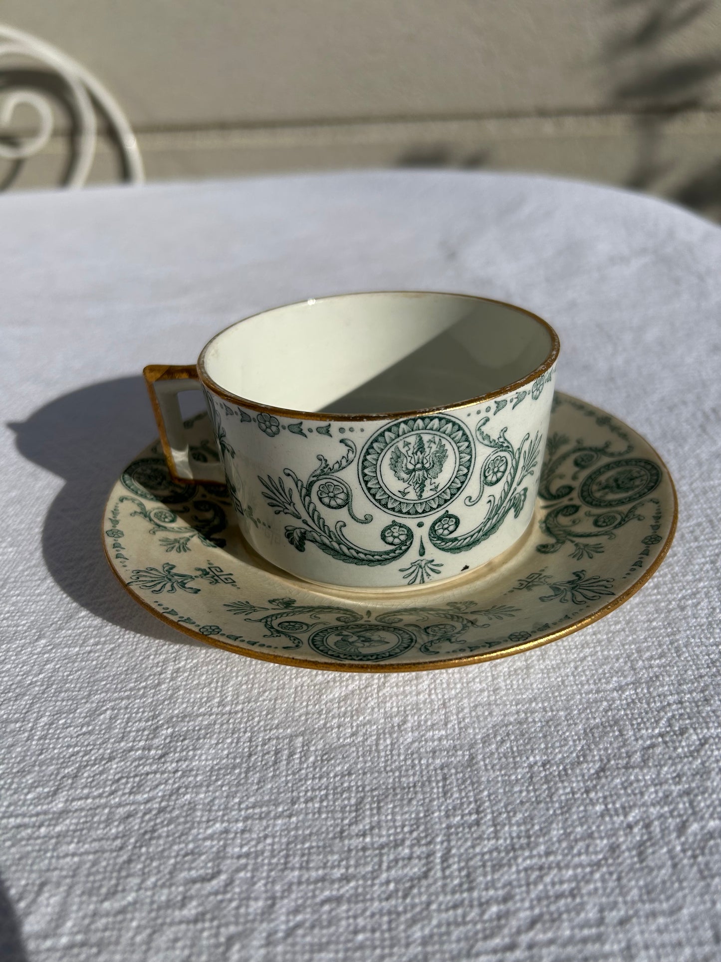 Tasse et sous-tasse - Lutzen - K&G Lunéville - La Brocanterie d'Estelle