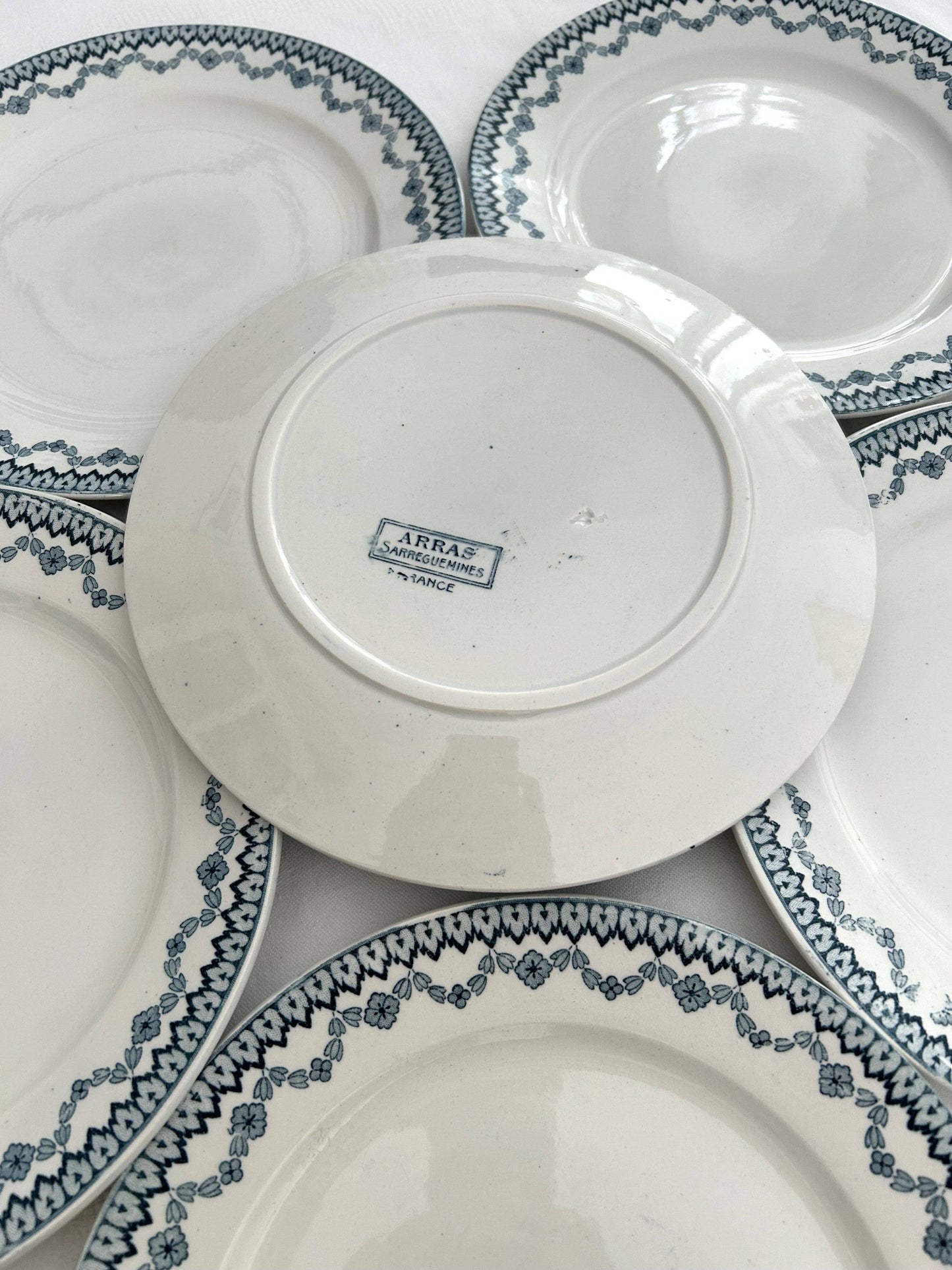 Ensemble de 6 assiettes plates - Arras - Sarreguemines - La Brocanterie d'Estelle