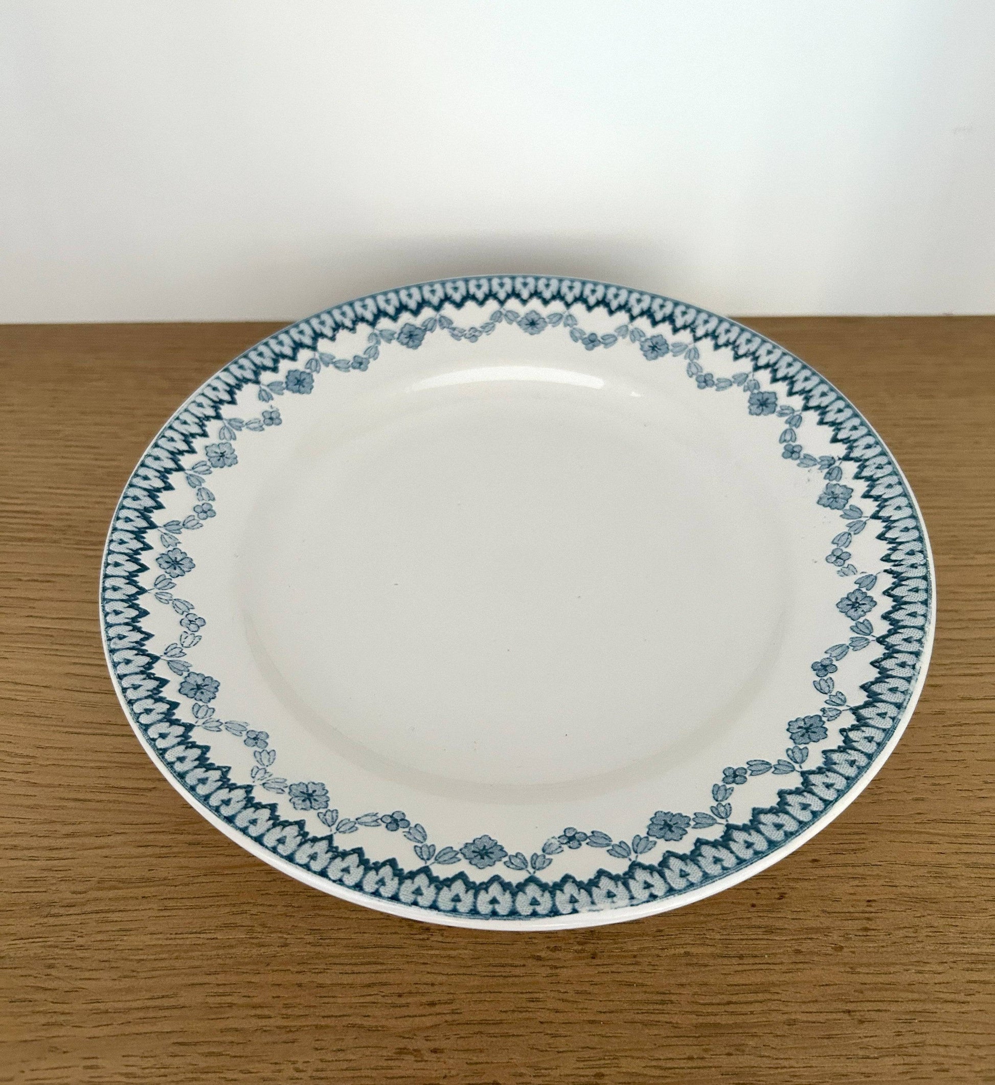 Assiette piédouche - Arras - Sarreguemines - La Brocanterie d'Estelle