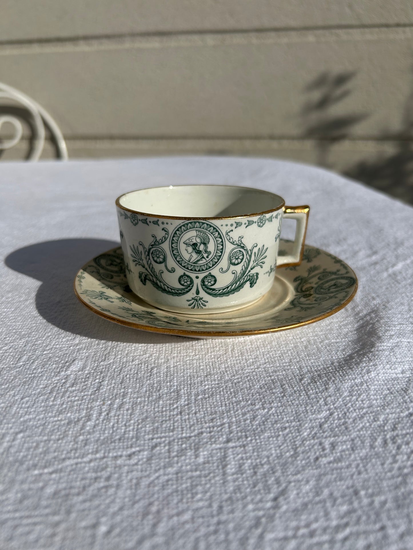 Tasse et sous-tasse - Lutzen - K&G Lunéville - La Brocanterie d'Estelle