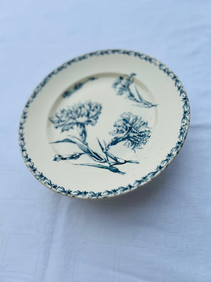 Assiette piédouche - Œillets - K&G Lunéville - La Brocanterie d'Estelle