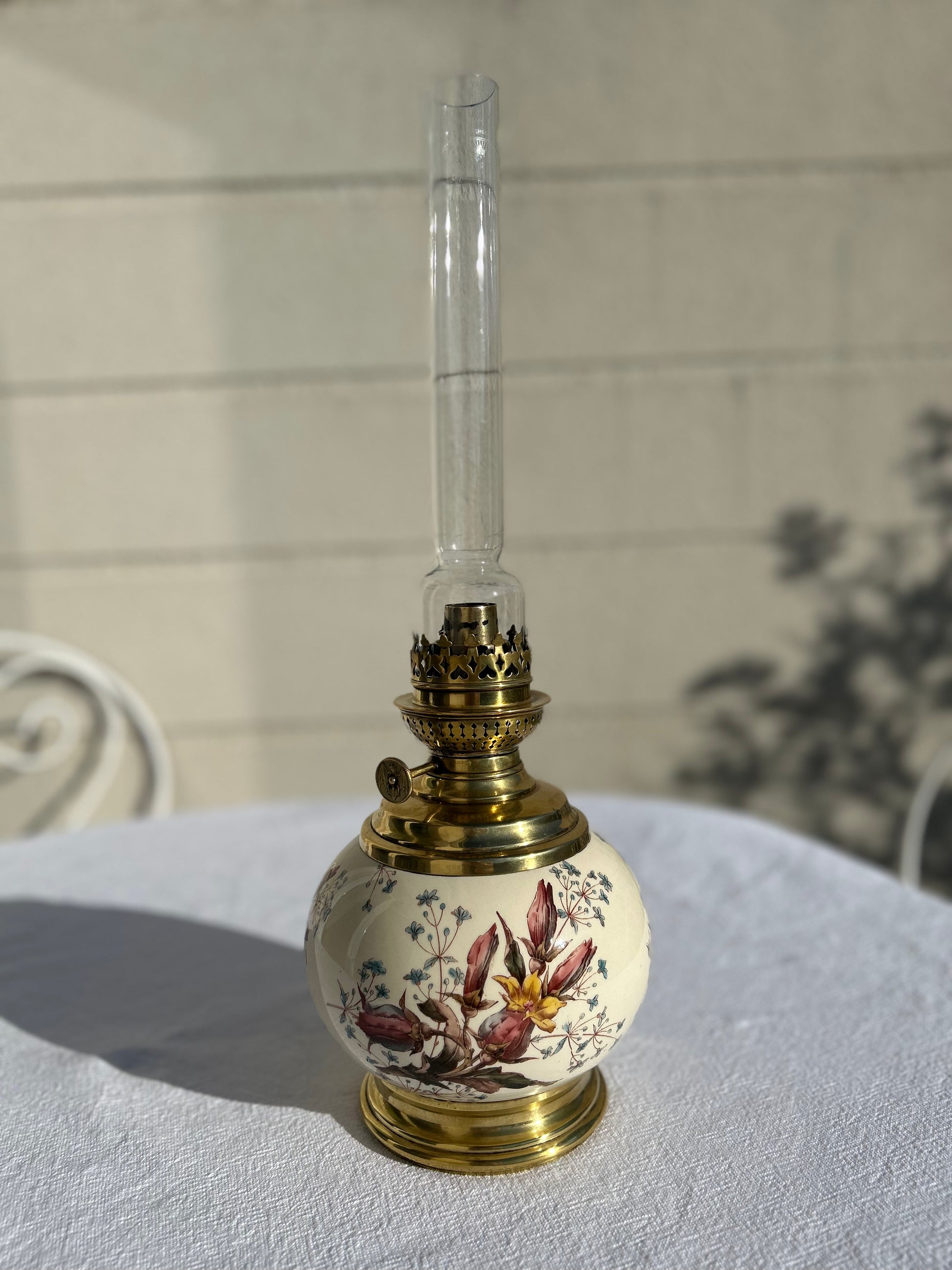Lampe à huile ancienne en céramique - La Brocanterie d'Estelle