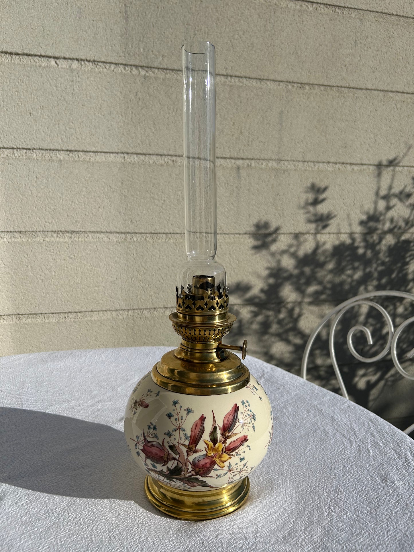 Lampe à huile ancienne en céramique - La Brocanterie d'Estelle