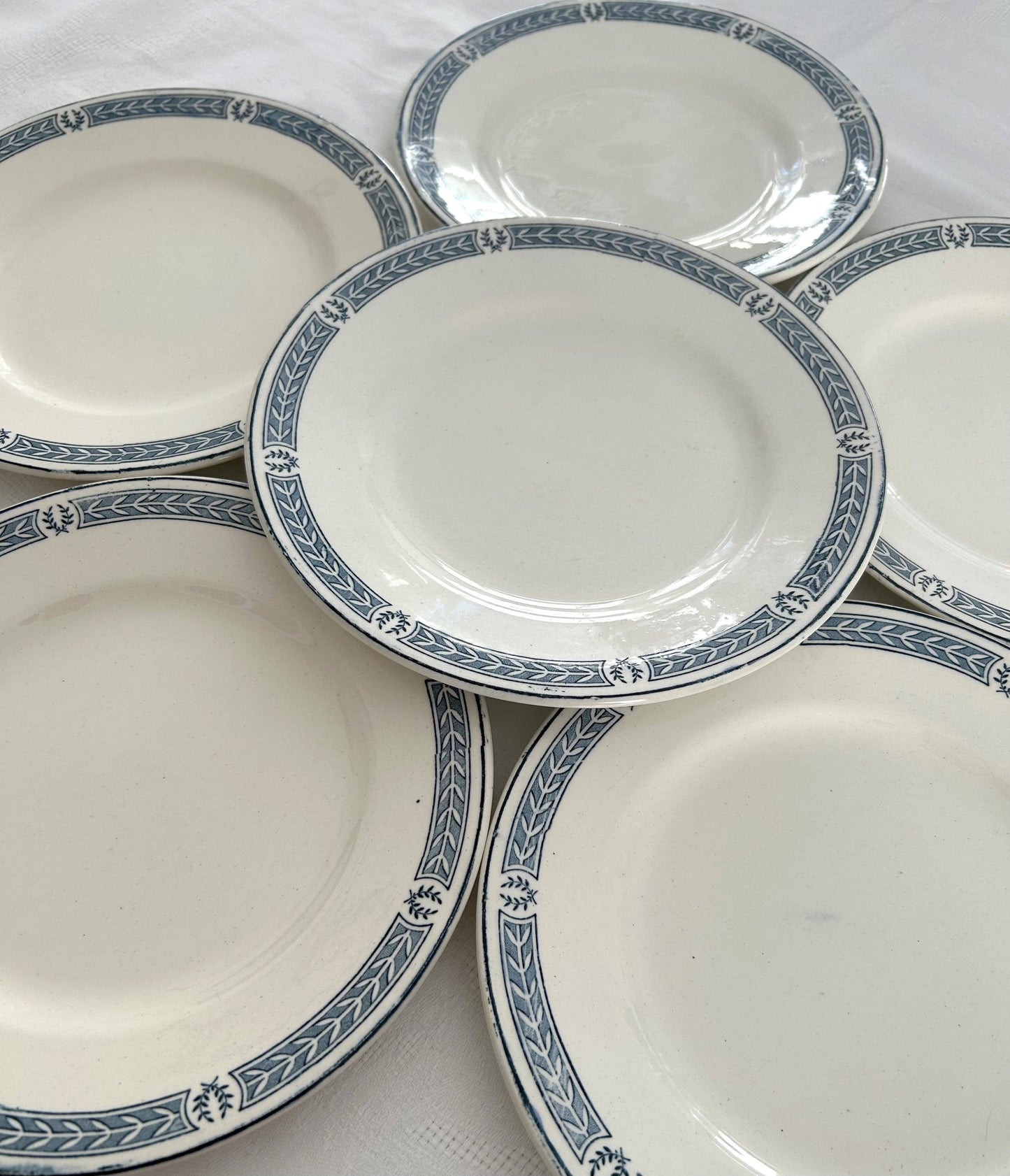 Ensemble de 6 assiettes à dessert - Castellane - Terre de fer - Salins - La Brocanterie d'Estelle