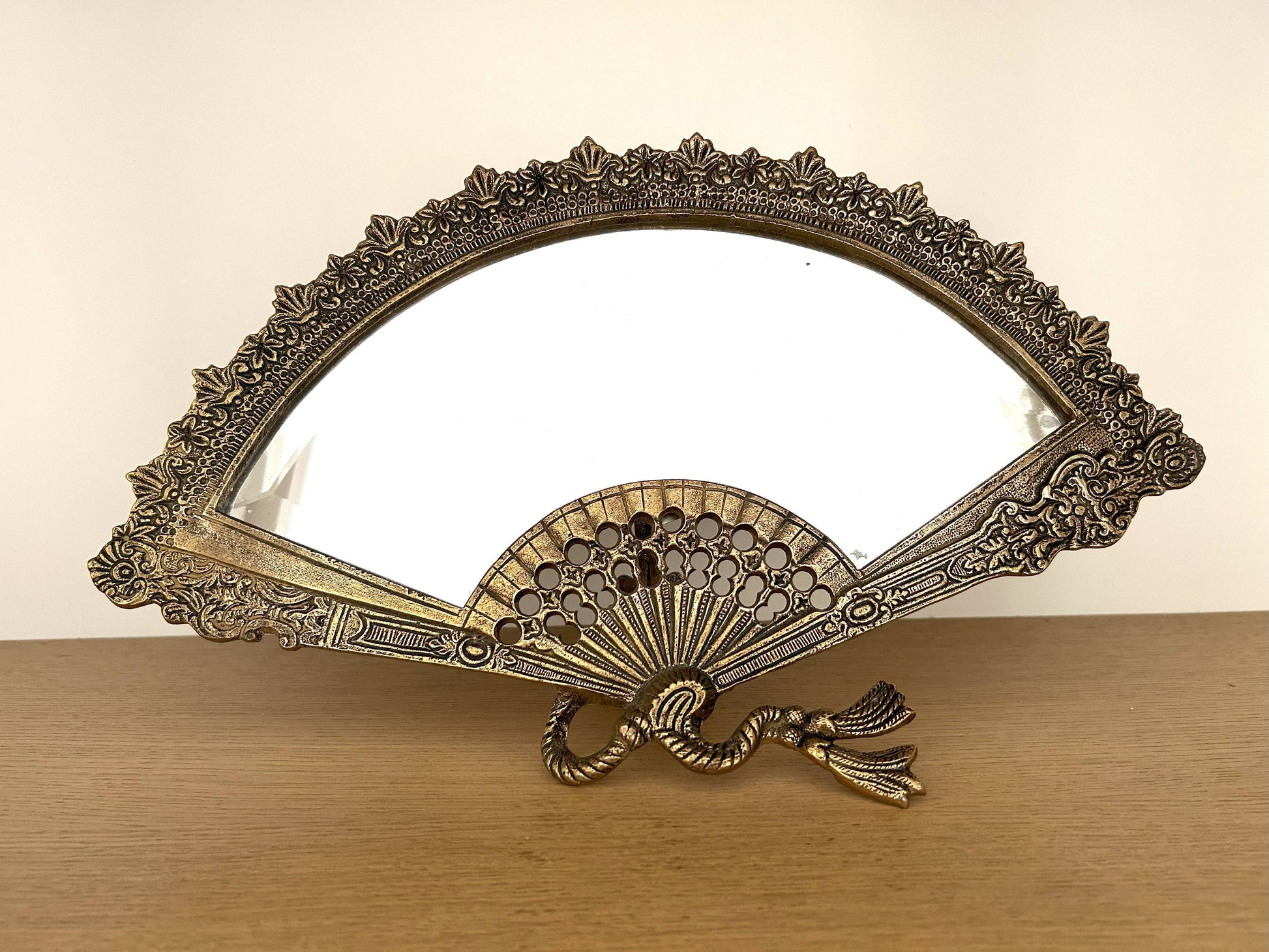 Miroir éventail en bronze verre biseauté - La Brocanterie d'Estelle