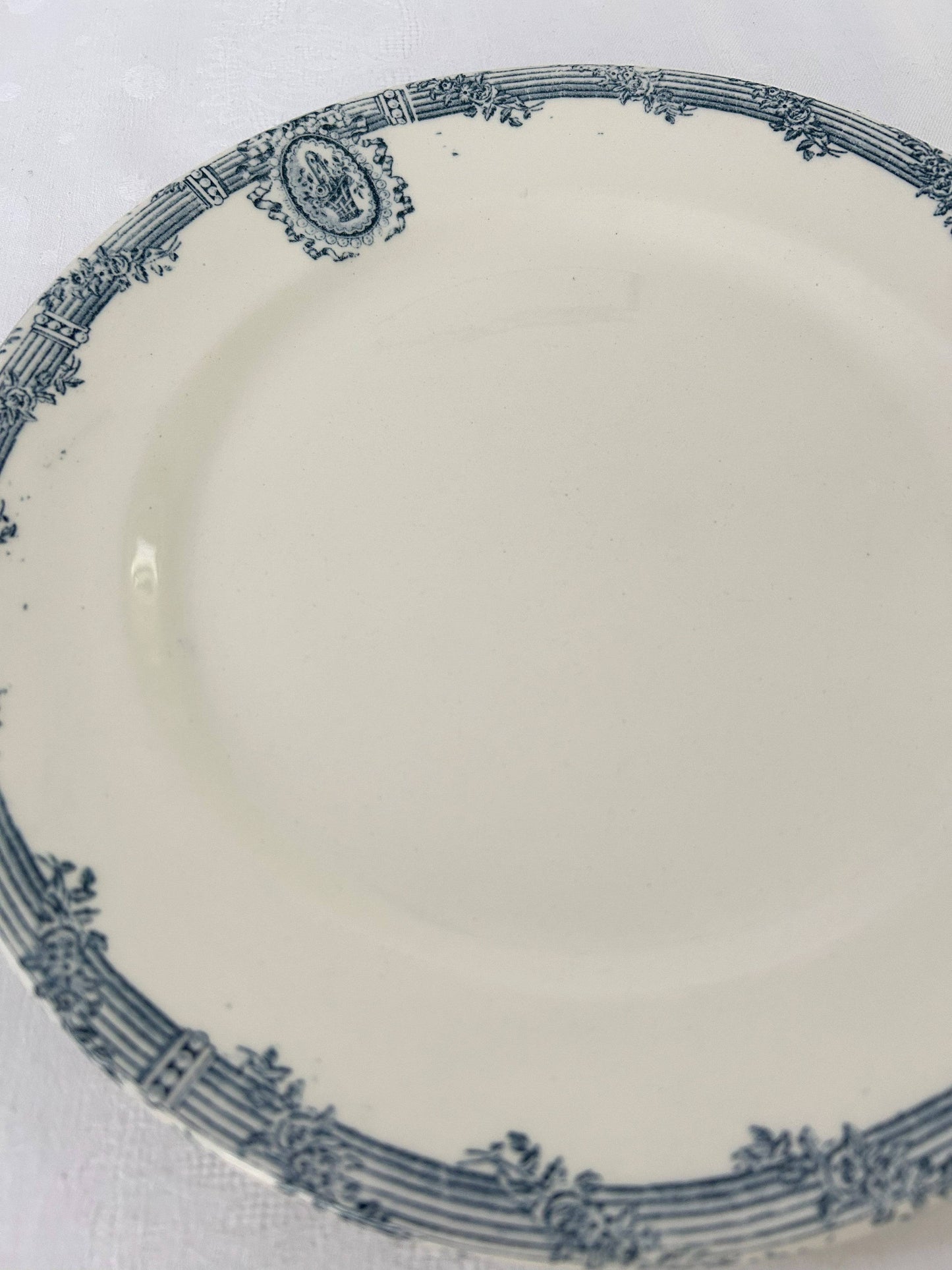 Plat rond - Versailles - Salins - La Brocanterie d'Estelle