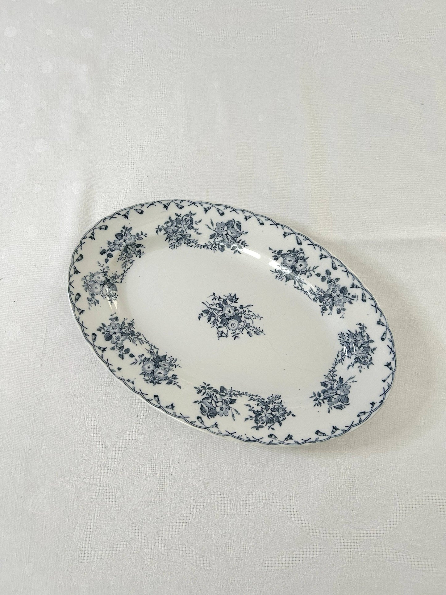 Plat ovale - Bertha - Sarreguemines - La Brocanterie d'Estelle